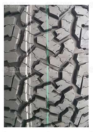 Comforser CF1100 215/60 R17 100T