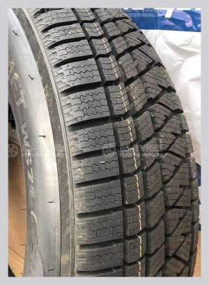 Kumho WinterCraft WS71 255/40 R21 102W