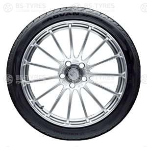 Yokohama Advan Sport V105 285/35 R22 106Y