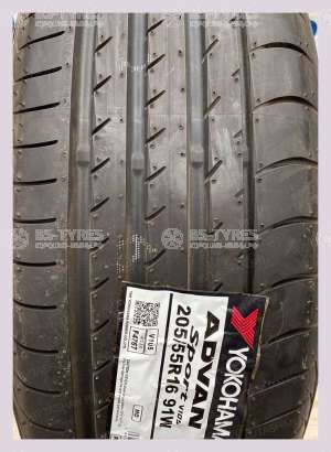 Yokohama Advan Sport V105 285/35 R22 106Y